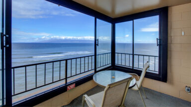 1 Bedroom Corner Oceanfront #608